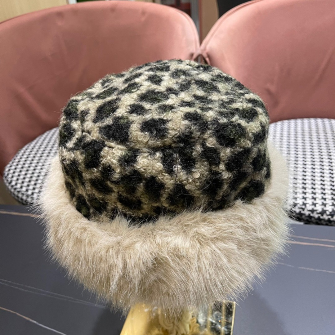 Chanel香奈儿新款复古花豹纹防貂毛边渔夫帽，轻奢风，秋冬最佳搭配