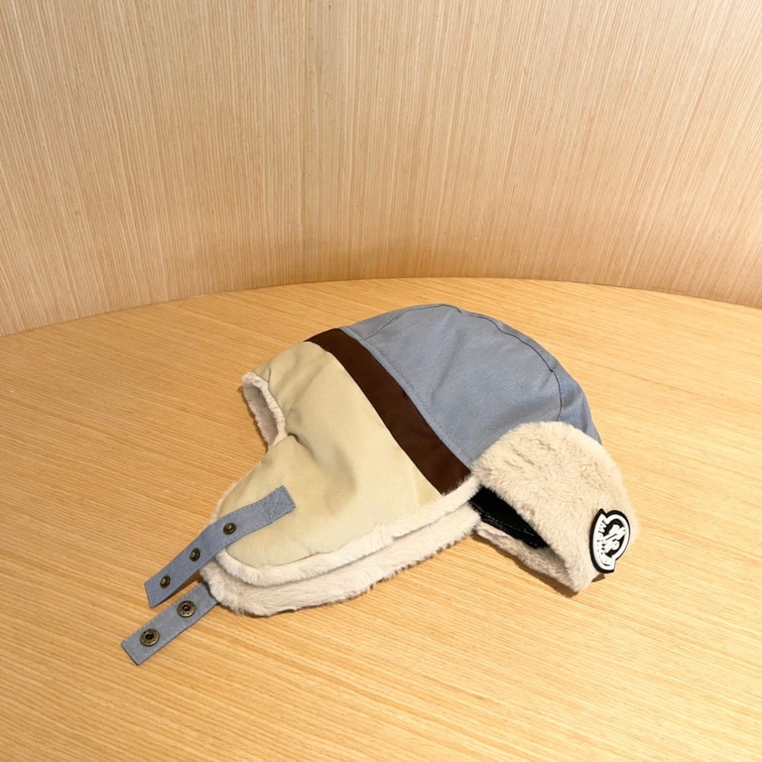 moncler蒙口新款冬保暖毛绒雷锋帽，加厚女防风寒护耳帽子滑雪东北加厚骑行帽