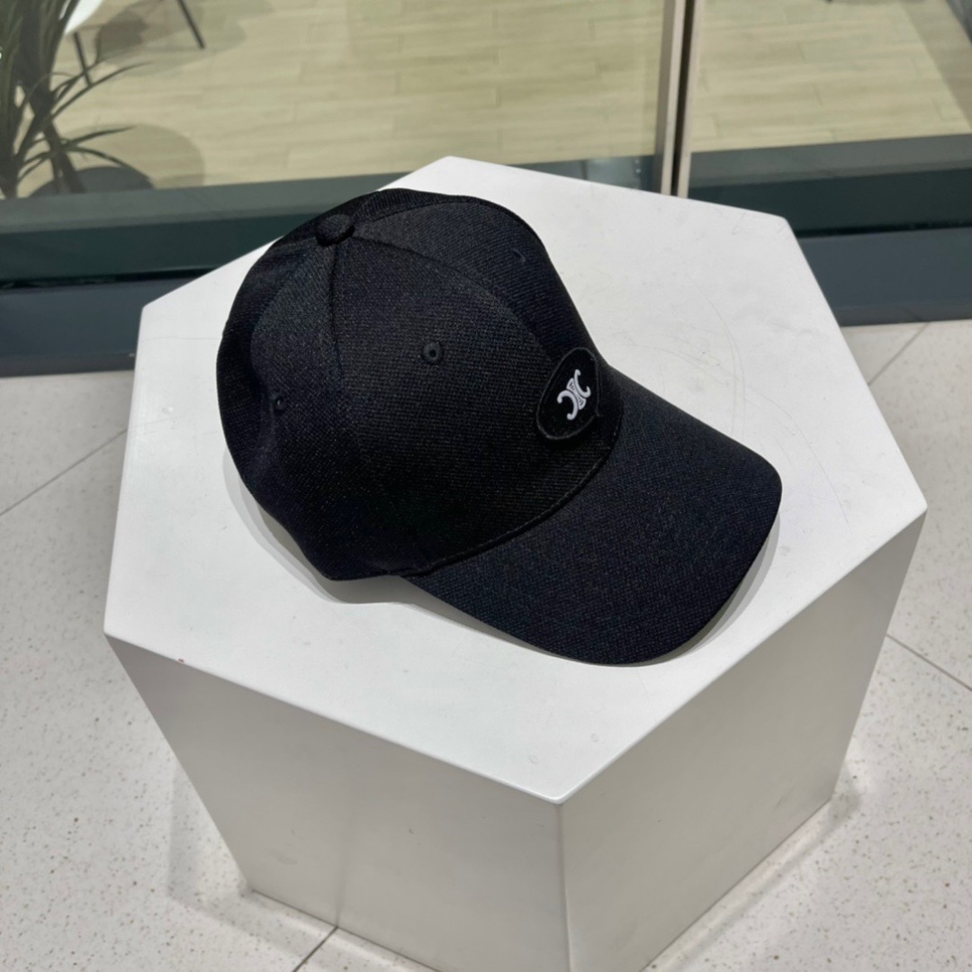 
 🧢赛琳Celine 春夏新款棒球帽，鸭舌帽，原单品质，