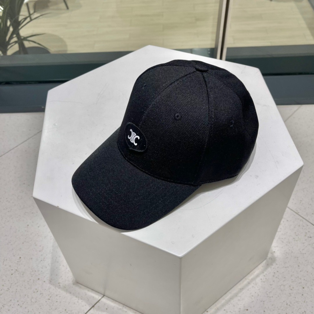 
 🧢赛琳Celine 春夏新款棒球帽，鸭舌帽，原单品质，