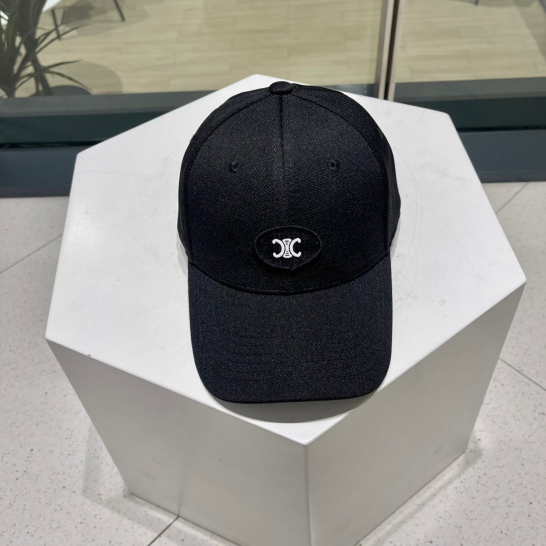 
 🧢赛琳Celine 春夏新款棒球帽，鸭舌帽，原单品质，