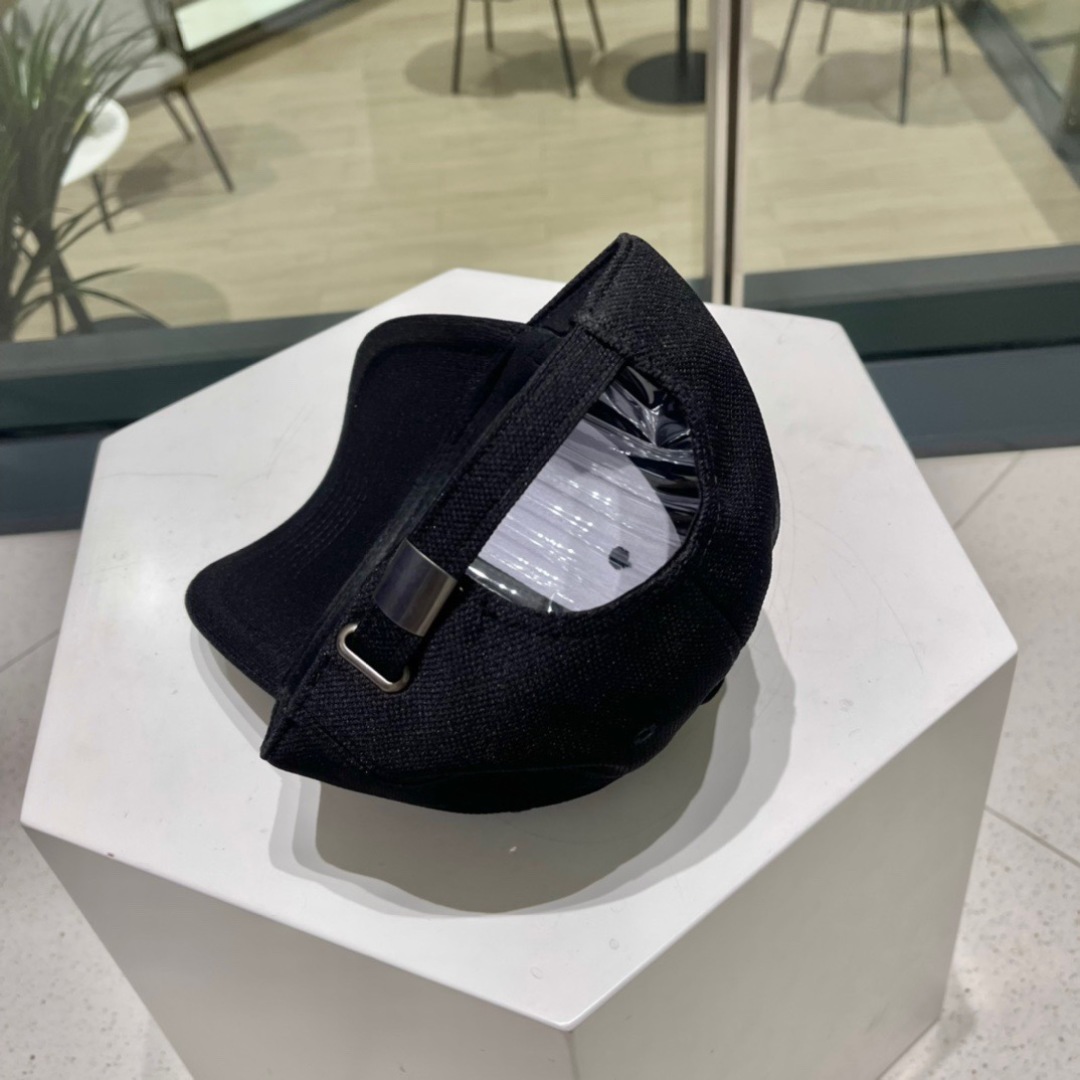 
 🧢赛琳Celine 春夏新款棒球帽，鸭舌帽，原单品质，