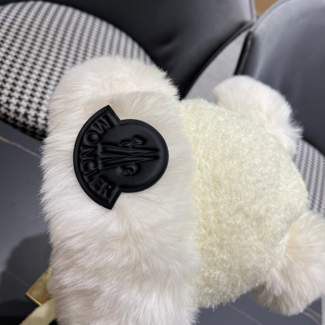 【MONCLER蒙口】可爱小熊护耳毛绒帽子女冬季韩版保暖加厚骑车防风防寒雷锋帽