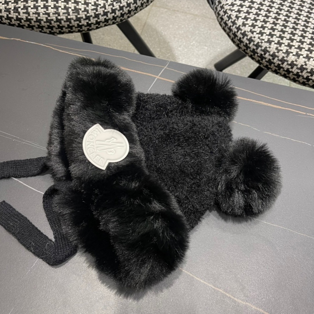 【MONCLER蒙口】可爱小熊护耳毛绒帽子女冬季韩版保暖加厚骑车防风防寒雷锋帽