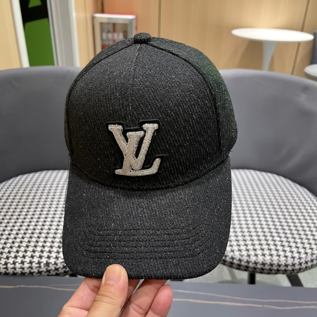 🧢LouisVuitton路易威登 👒😍秋冬款超百搭遮阳防晒帽，气质名媛风格，超文艺，帽型赞