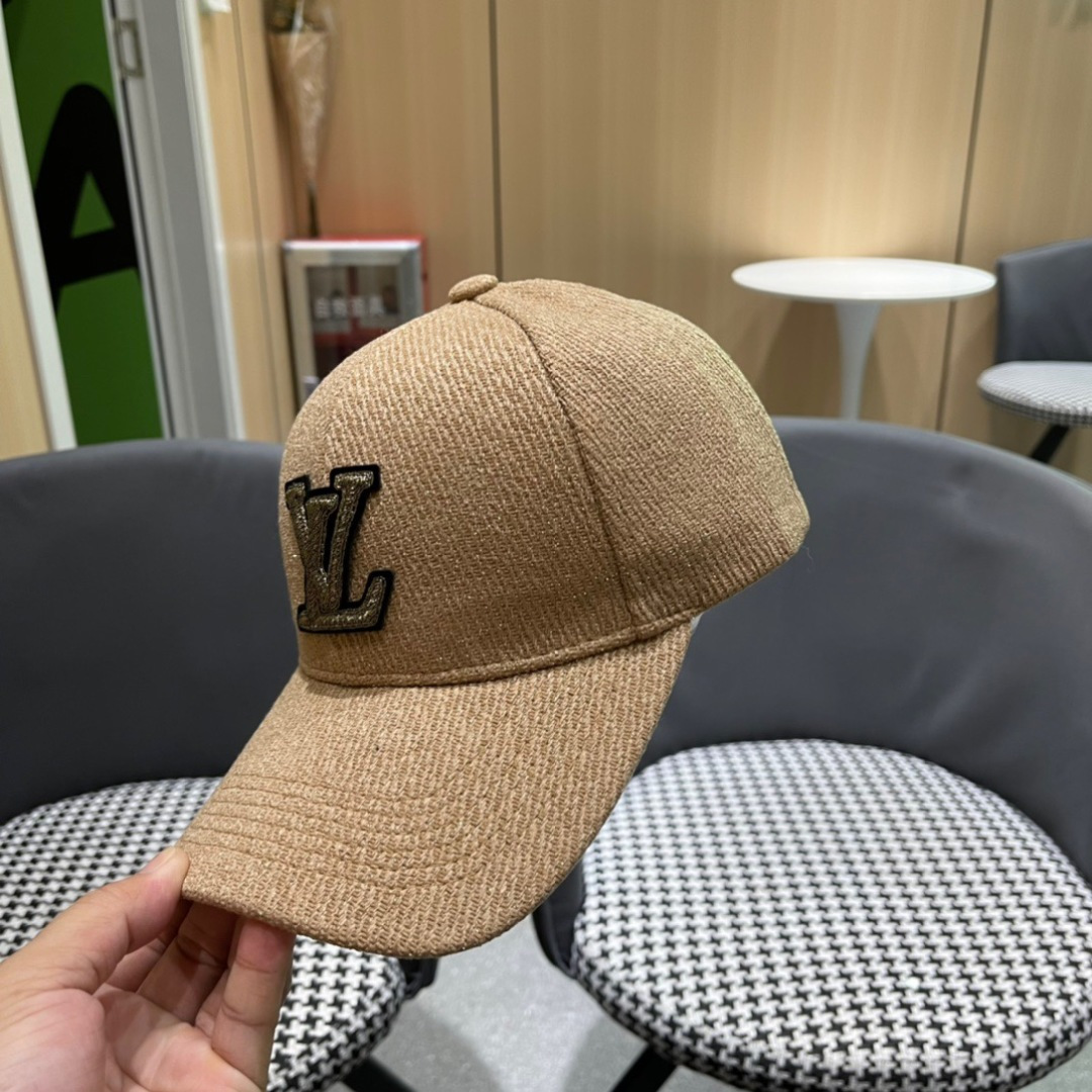 🧢LouisVuitton路易威登 👒😍秋冬款超百搭遮阳防晒帽，气质名媛风格，超文艺，帽型赞