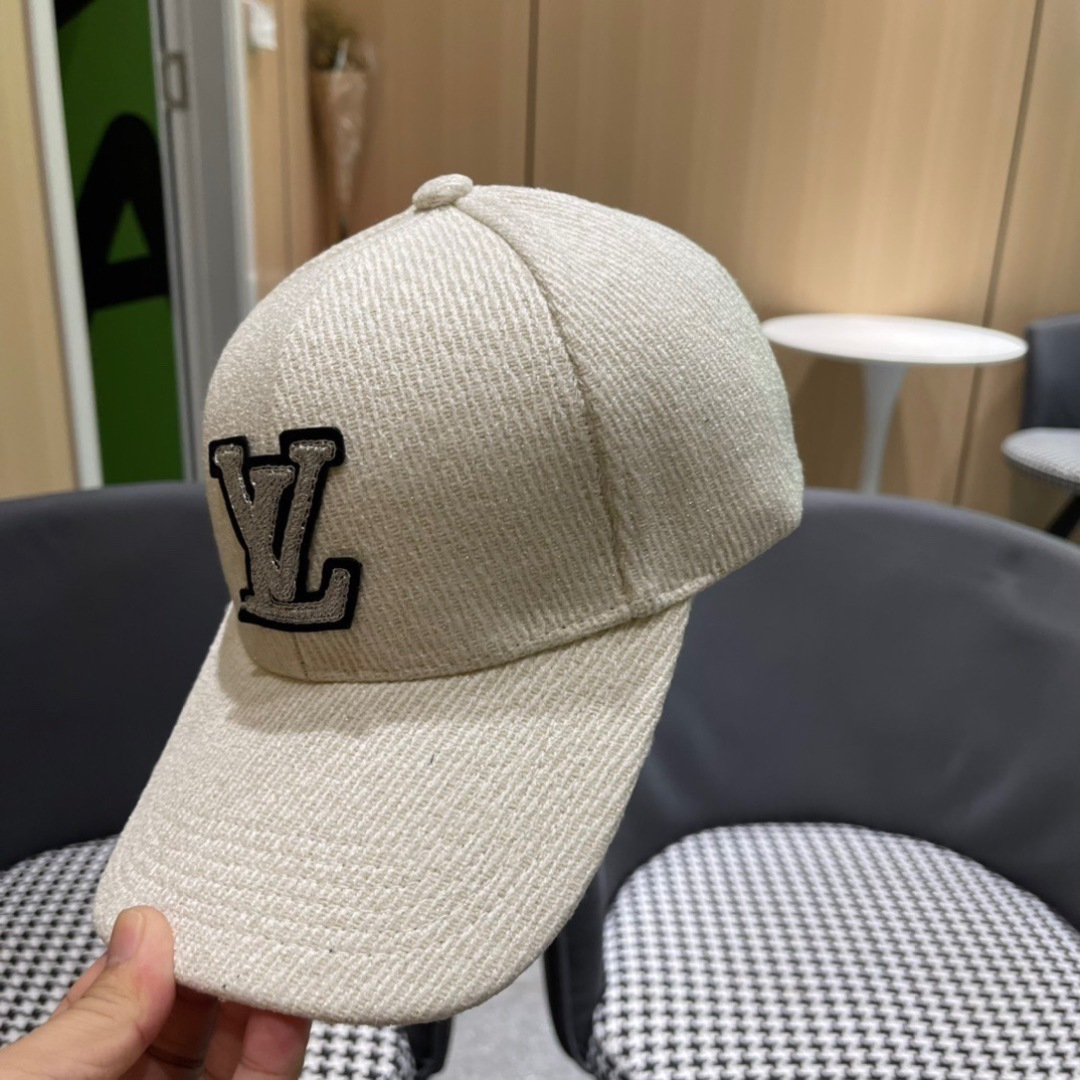 🧢LouisVuitton路易威登 👒😍秋冬款超百搭遮阳防晒帽，气质名媛风格，超文艺，帽型赞