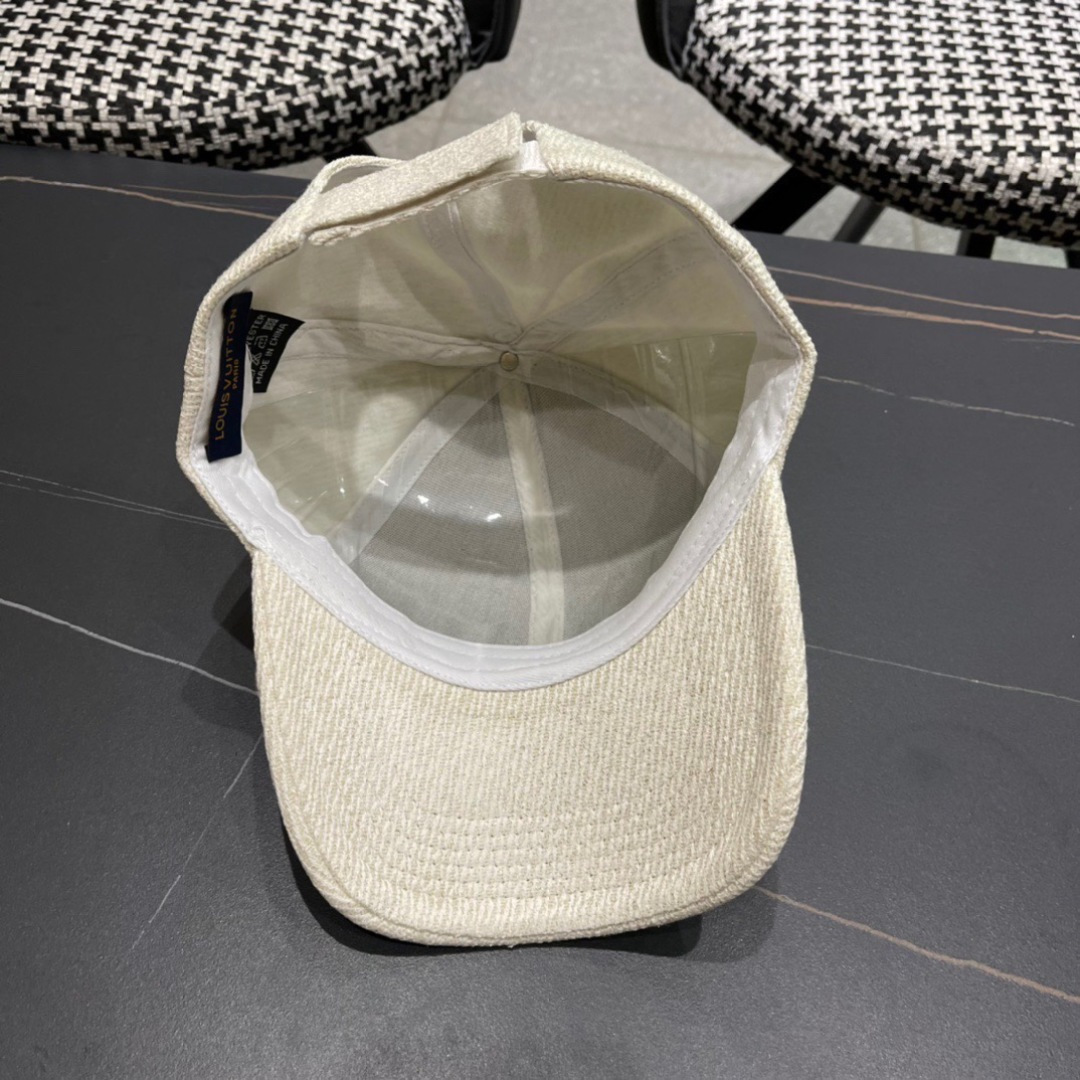 🧢LouisVuitton路易威登 👒😍秋冬款超百搭遮阳防晒帽，气质名媛风格，超文艺，帽型赞