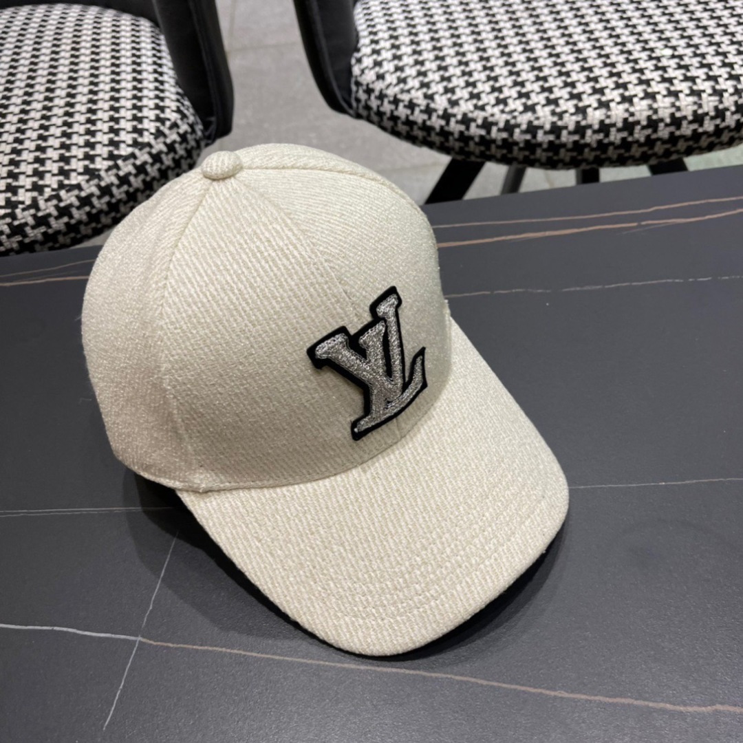 🧢LouisVuitton路易威登 👒😍秋冬款超百搭遮阳防晒帽，气质名媛风格，超文艺，帽型赞