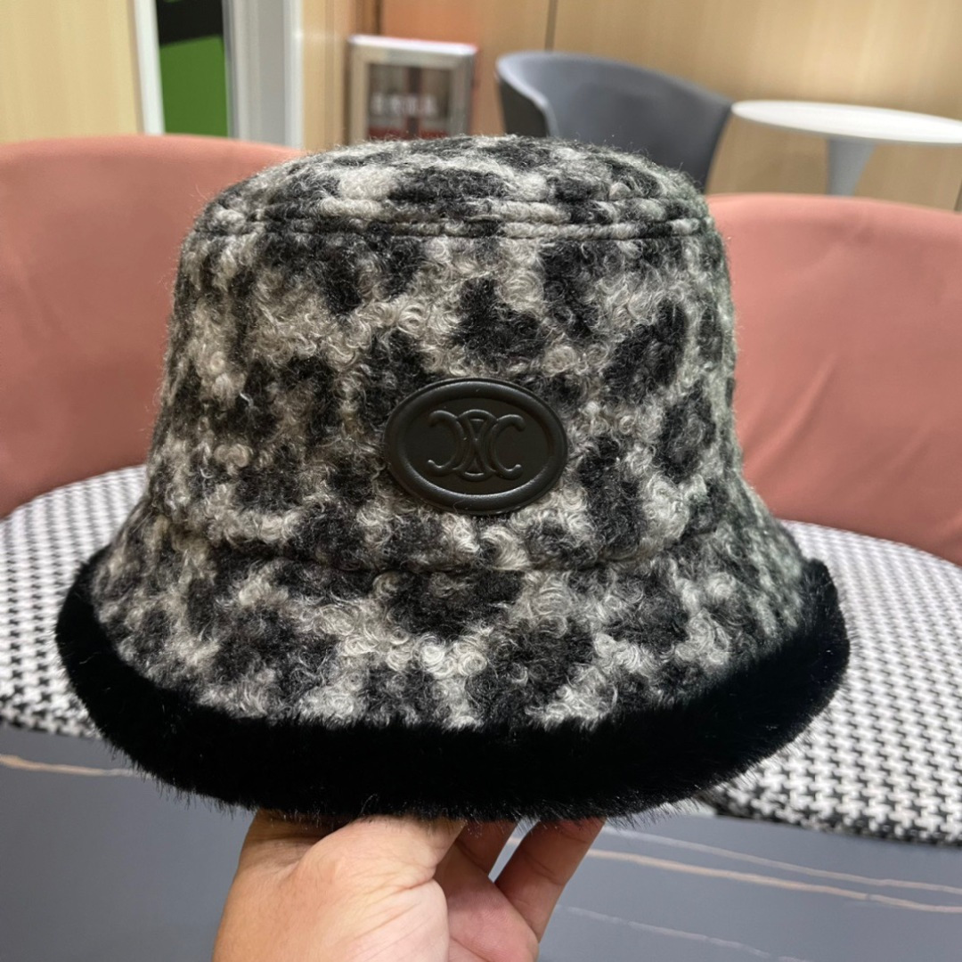  赛琳CELINE新款豹纹毛绒渔夫帽，最好品质的，休闲大方，简约时尚，大家自己对比哦