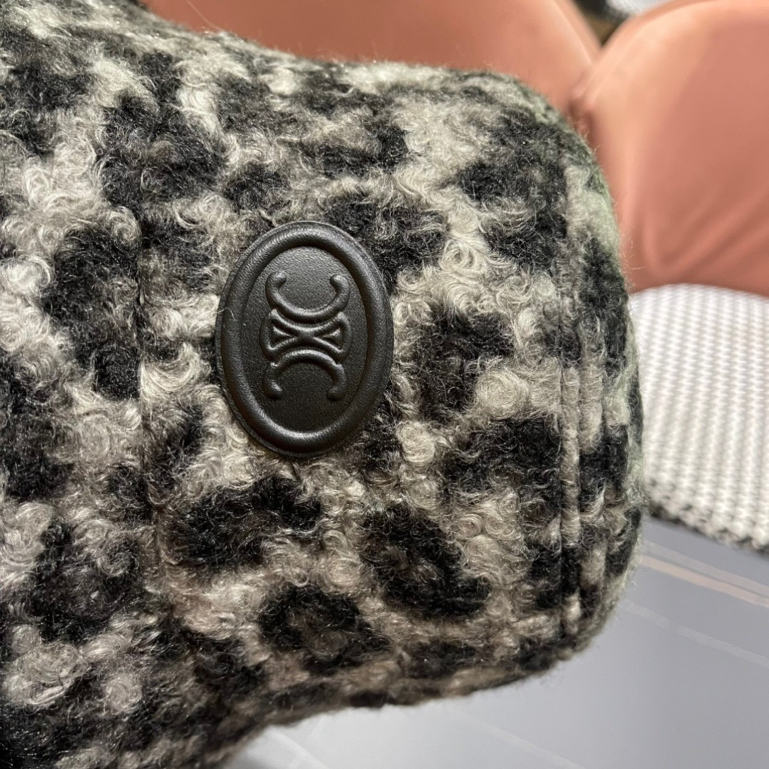  赛琳CELINE新款豹纹毛绒渔夫帽，最好品质的，休闲大方，简约时尚，大家自己对比哦