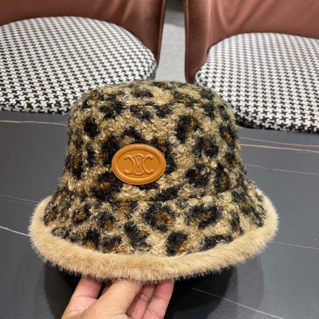  赛琳CELINE新款豹纹毛绒渔夫帽，最好品质的，休闲大方，简约时尚，大家自己对比哦