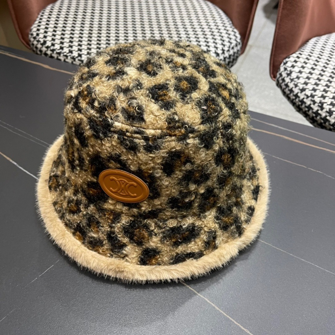  赛琳CELINE新款豹纹毛绒渔夫帽，最好品质的，休闲大方，简约时尚，大家自己对比哦