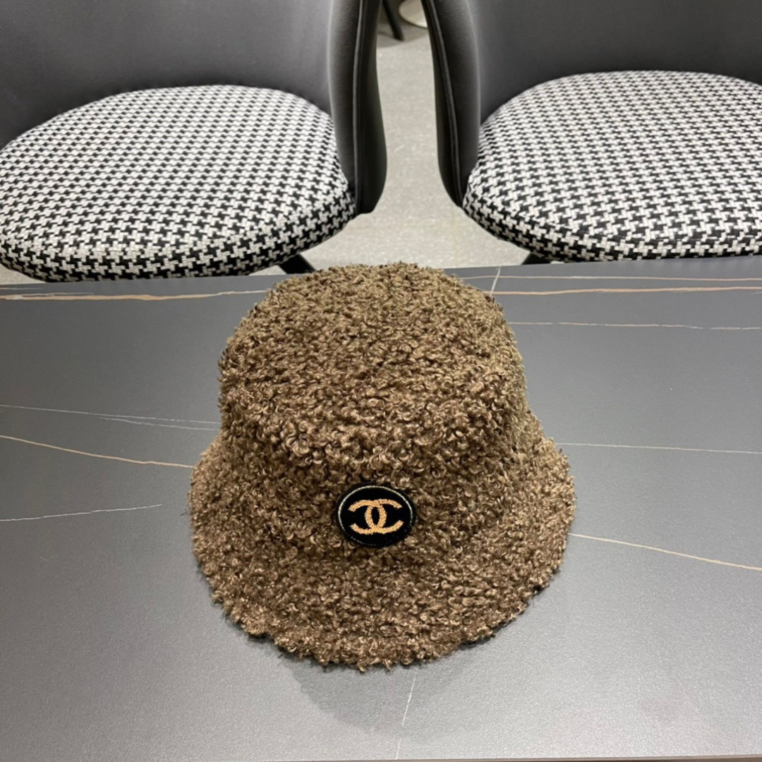 NO:220012,【CHANEL Chanel】New Lamb Fur Small Flavored Fisherman Hat, super easy to match, a hat with closed eyes, fisherman hat baseball hat knit hat, hat, chanel, chanel, espadrilles, hats19860909【CHANEL香奈儿】新款羊羔毛小香款渔夫帽,超好搭配,闭眼入的一款帽子渔夫帽棒球帽针织帽,帽子,chanel,chanel,espadrilles,hats,hat