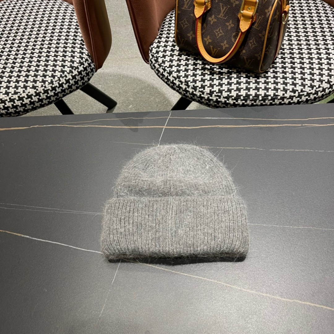  Chanel官网品质香奈儿23K秋冬网红时尚博主推荐款毛线帽，小红书爆款，手感超柔软舒适的针织线帽，弹