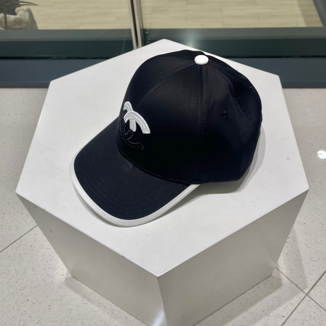  🧢香奈儿CHANEL🧢高版本质量超好棒球帽，
简约大气，百搭款！