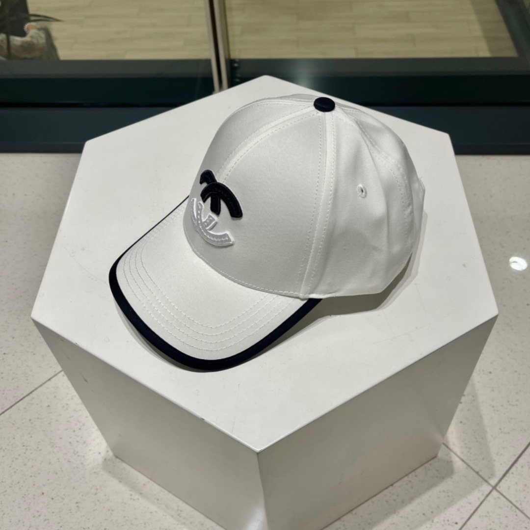  🧢香奈儿CHANEL🧢高版本质量超好棒球帽，
简约大气，百搭款！