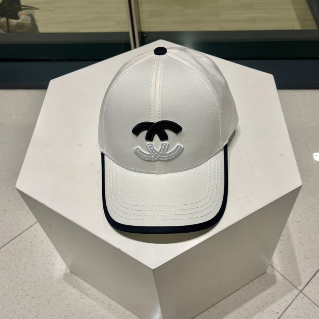  🧢香奈儿CHANEL🧢高版本质量超好棒球帽，
简约大气，百搭款！