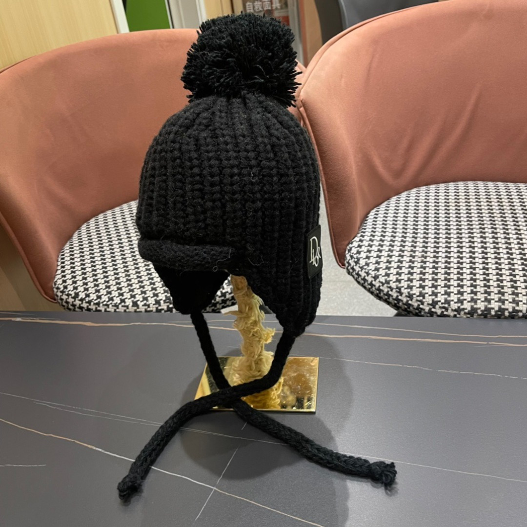 NO:219867,Dior autumn and winter style thickened velvet warm ear protection knitted hat for women autumn and winter face showing small wool hat cold riding bike Lei Feng hat fisherman hat baseball hat knit hat, hat, dior, dior, espadrilles, hats19860909Dior迪奥秋冬款加厚加绒保暖护耳针织帽子女秋冬显脸小毛线帽防寒骑车雷锋帽帽子渔夫帽棒球帽针织帽,帽子,dior,dior,espadrilles,hats,hat