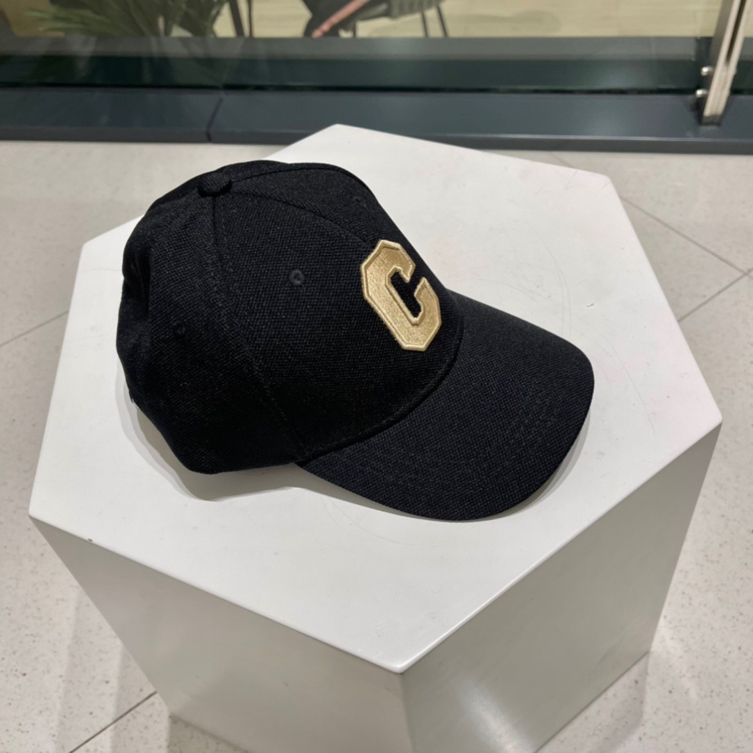 【CELINE赛琳】2023春夏款棒球帽🧢，出街必备超好搭配，赶紧入手！