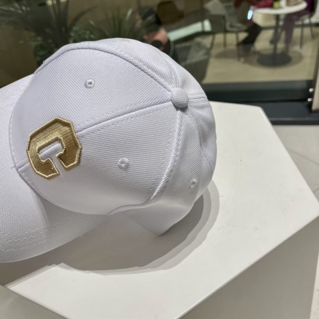 【CELINE赛琳】2023春夏款棒球帽🧢，出街必备超好搭配，赶紧入手！