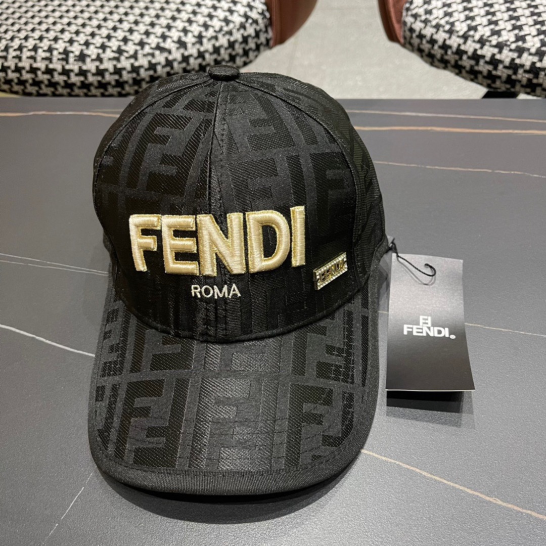  FENDI芬迪，2024新品棒球帽 代购版本！时尚潮流，高端做工！非一般的品质，细节看实拍哦