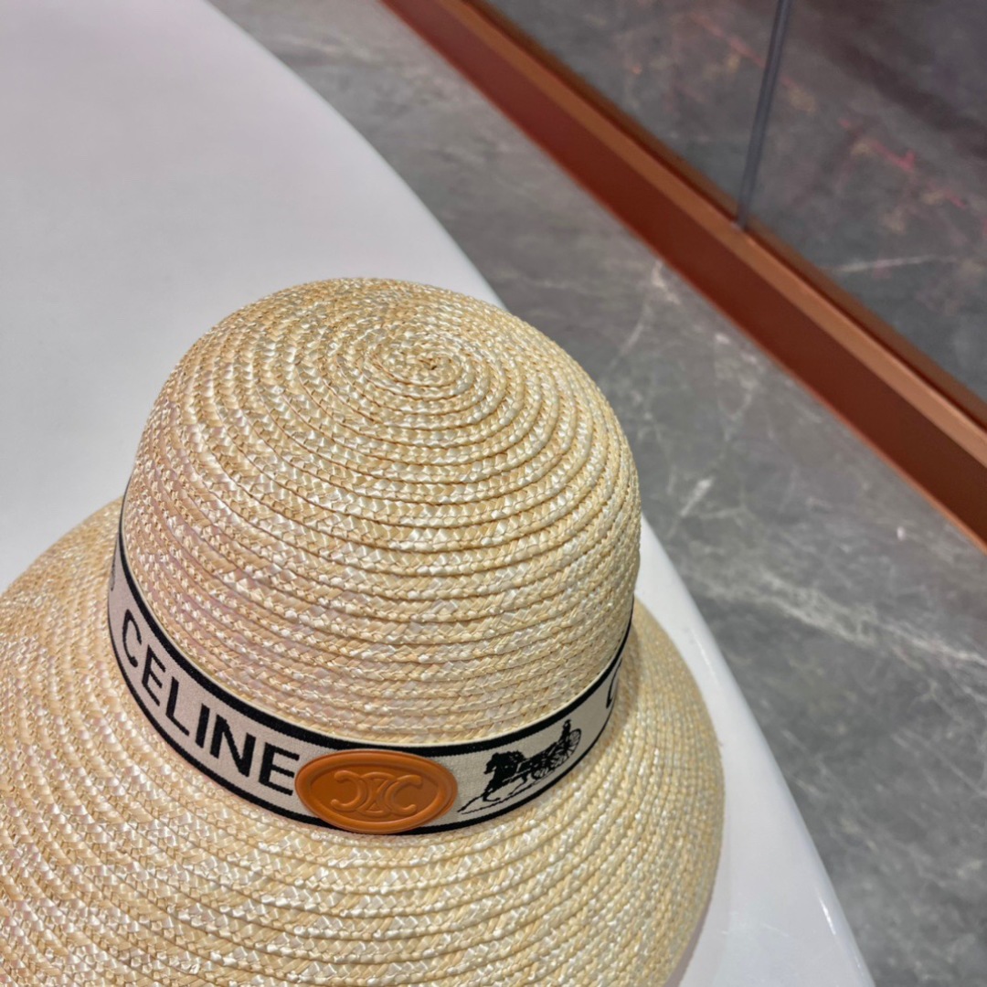  赛琳 CELINE 官方款麦秆草帽，高密度制作，一顶超级有品位的草帽了~出街首选！帽型超美腻颜色妥妥，