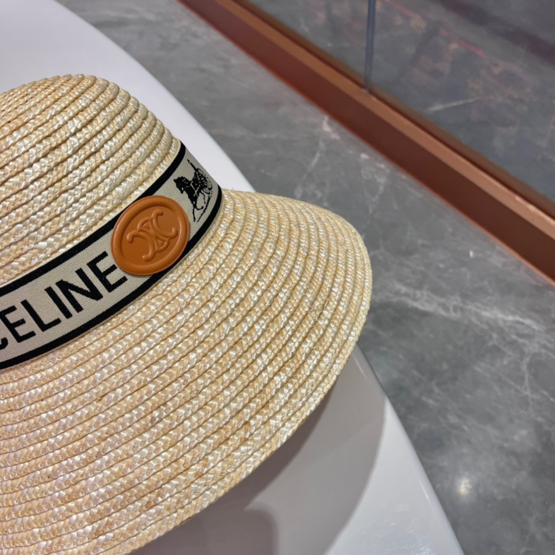  赛琳 CELINE 官方款麦秆草帽，高密度制作，一顶超级有品位的草帽了~出街首选！帽型超美腻颜色妥妥，