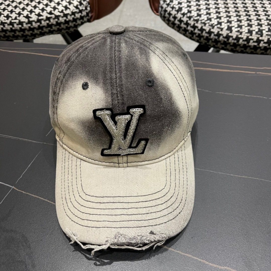 路易威登LouisVuitton2024新款牛仔棒球帽🧢  
LV棒球帽，简约大气，男女通用