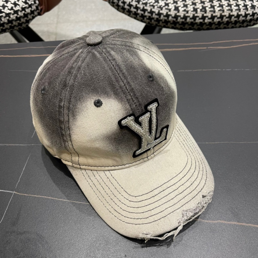 路易威登LouisVuitton2024新款牛仔棒球帽🧢  
LV棒球帽，简约大气，男女通用