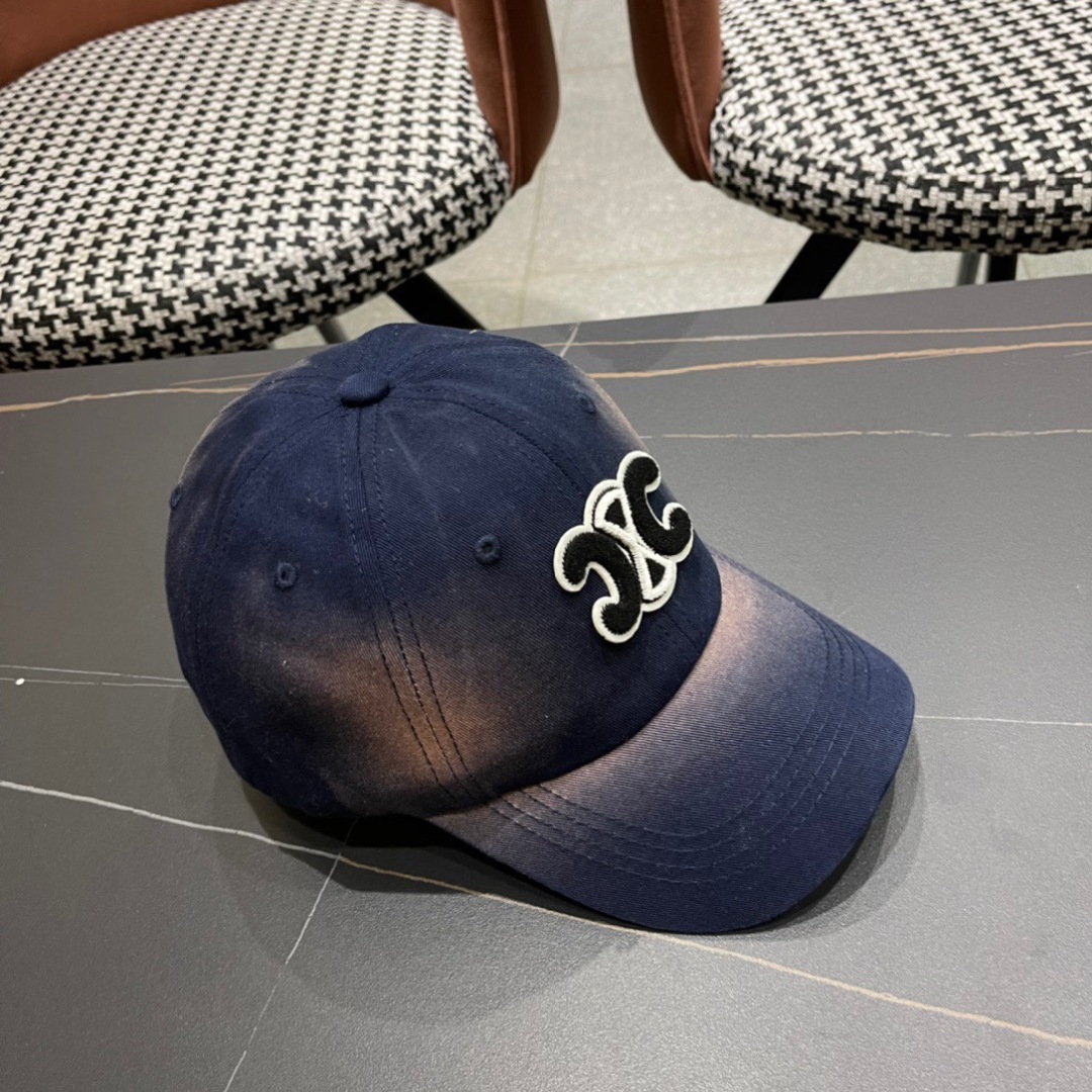 【普拉达】春夏款大牌棒球帽，新款出货，大牌款超好搭配，赶紧入手