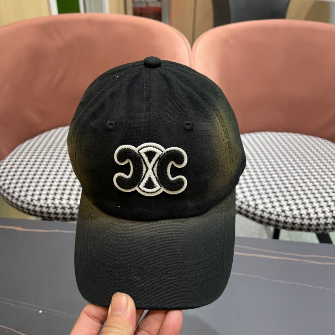 【普拉达】春夏款大牌棒球帽，新款出货，大牌款超好搭配，赶紧入手
