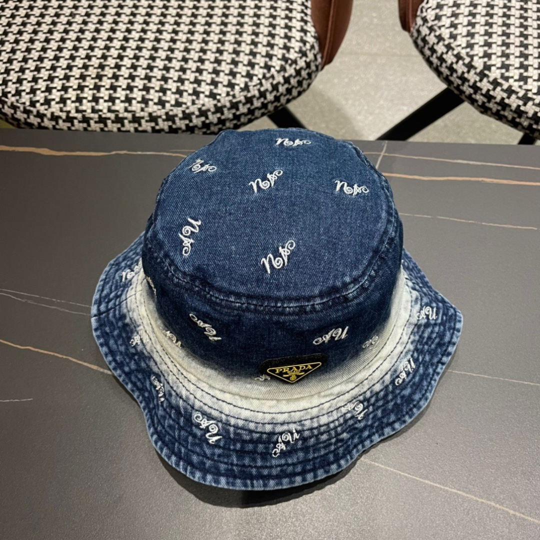普拉达PRADA 2024新款夏天沙滩牛仔渔夫帽出街必备