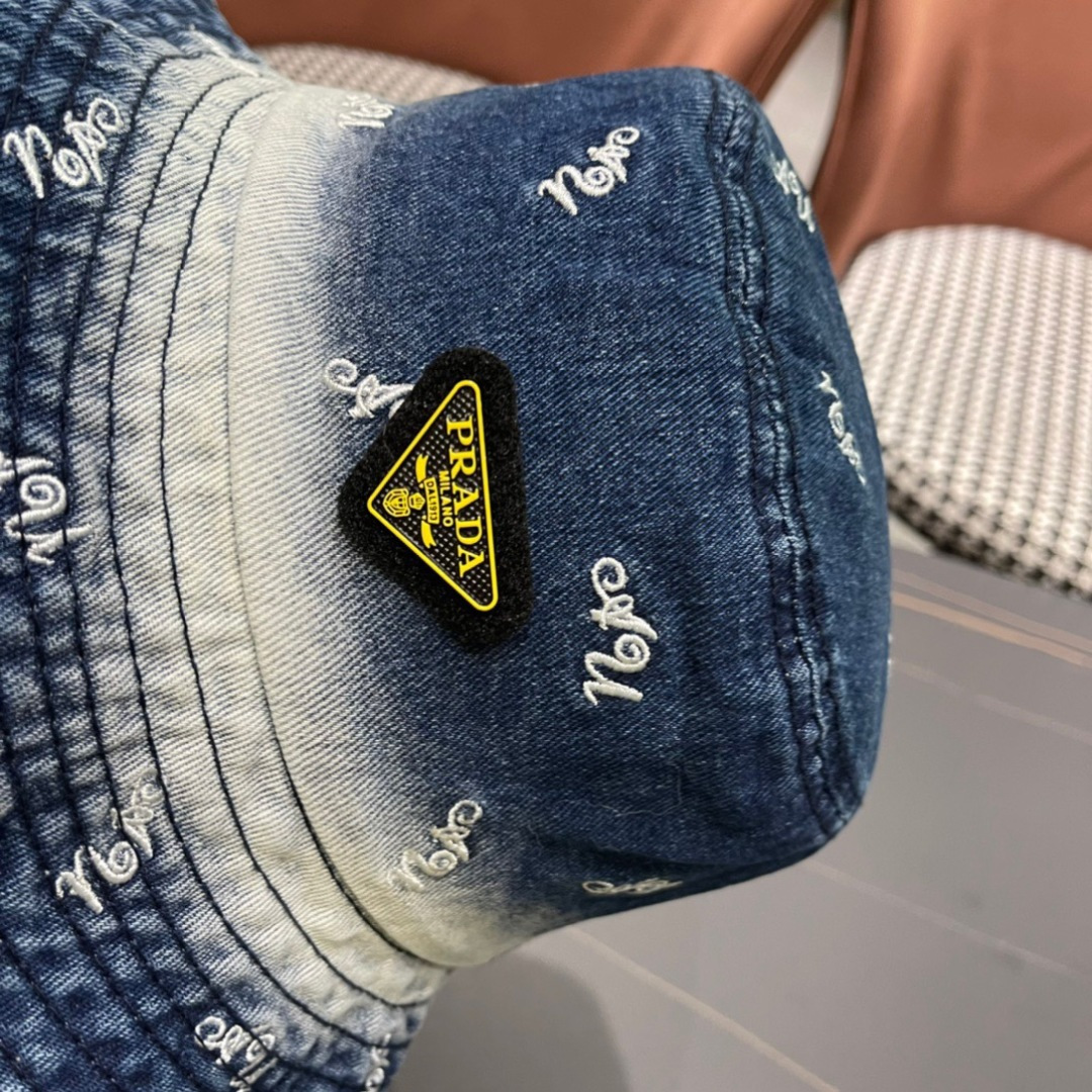 普拉达PRADA 2024新款夏天沙滩牛仔渔夫帽出街必备