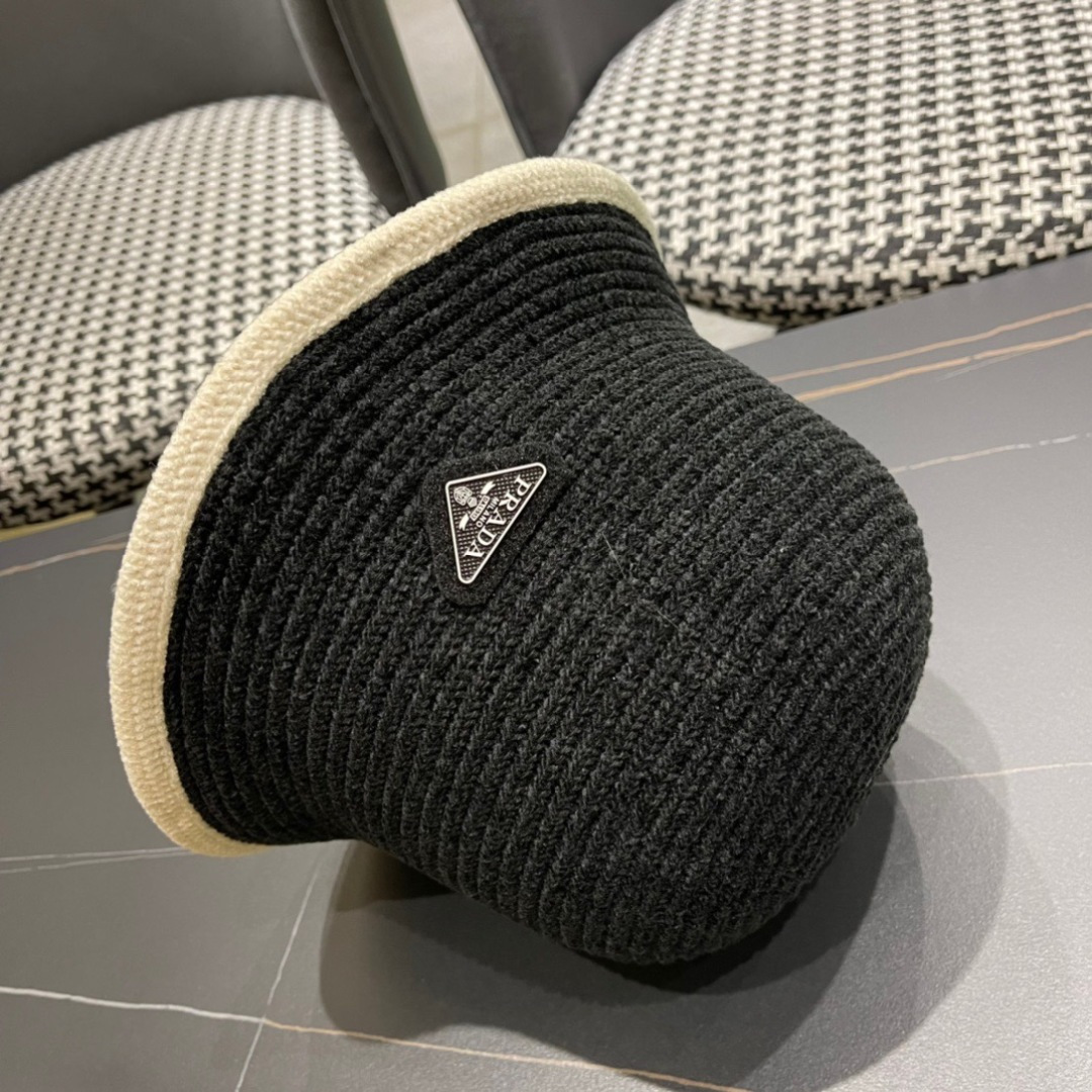 【PRADA普拉达】2024新款早秋大牌镂空拼色编织渔夫帽，超好搭配，闭眼入的一款