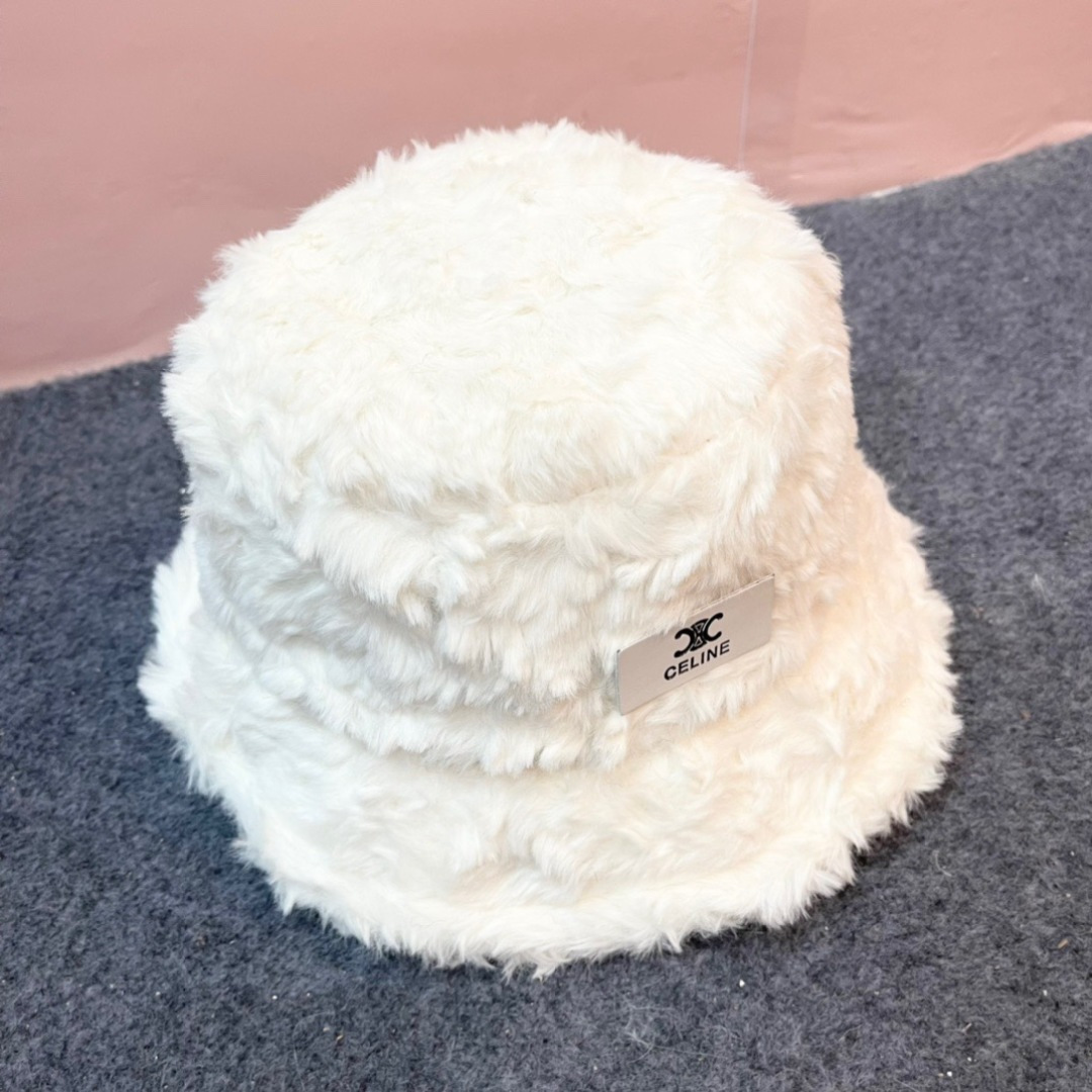 【CELINE赛琳】2024新款秋冬毛绒绒小桶帽渔夫帽，简约字母元素超好搭配，出街单品