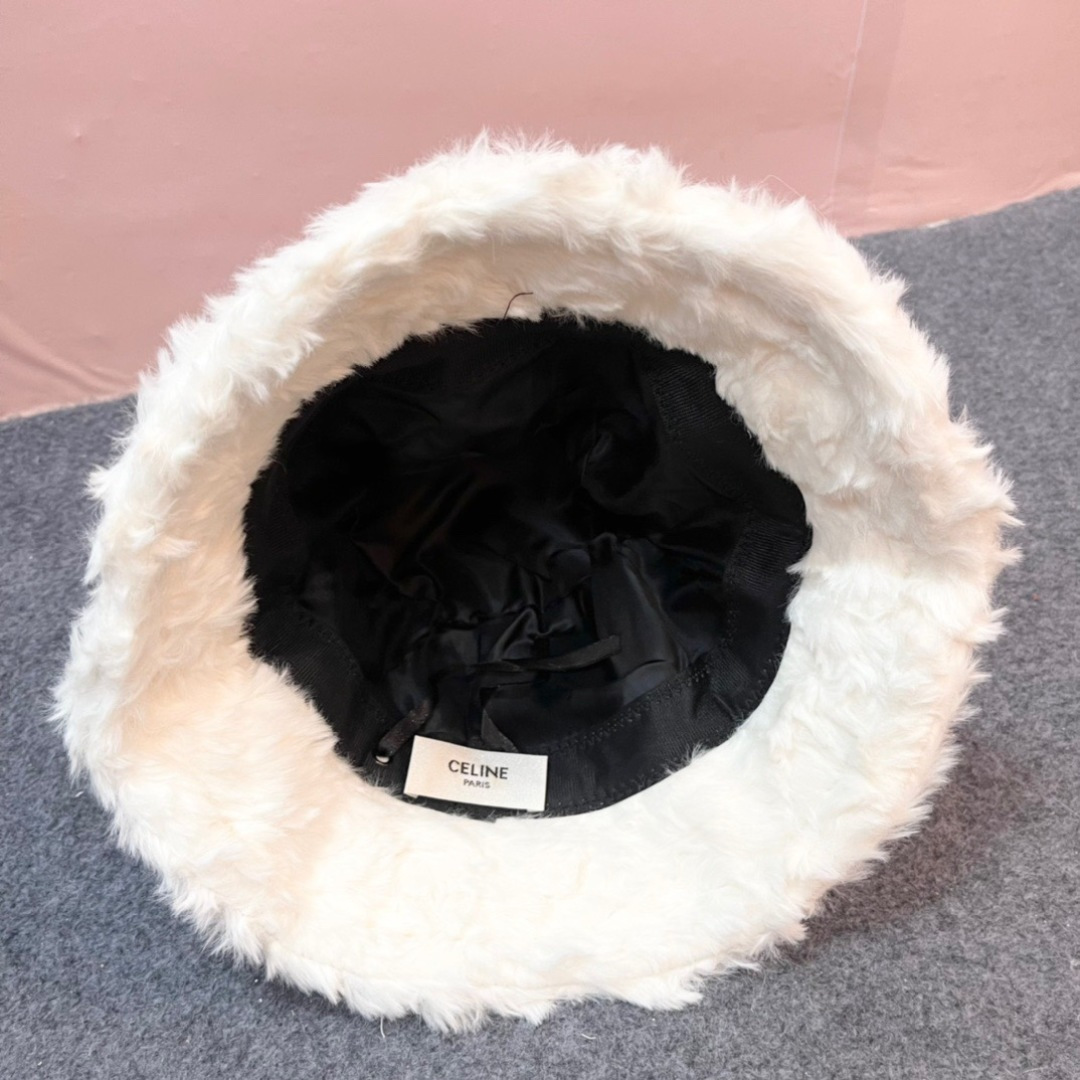 【CELINE赛琳】2024新款秋冬毛绒绒小桶帽渔夫帽，简约字母元素超好搭配，出街单品
