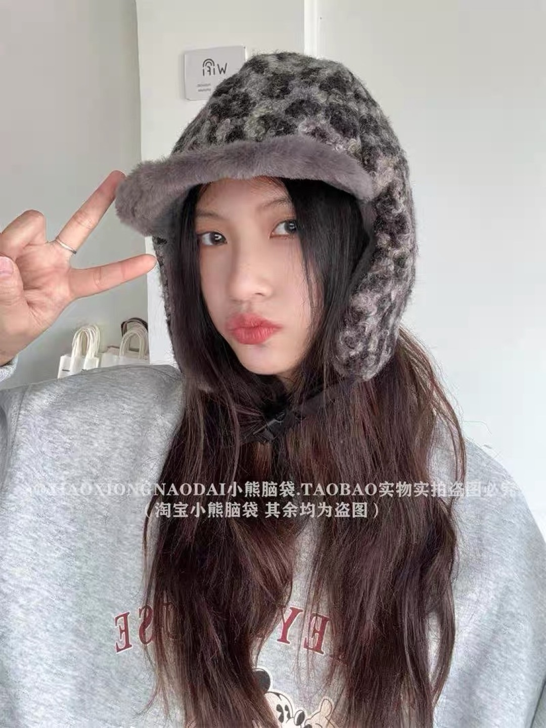 NO:223970,Prada Prada winter new leopard print plus velvet thickened warm Lei Feng hat women's bike riding versatile ear protection hat straw hat fisherman hat baseball hat knit hat, hat, prada, prada, espadrilles, hats19860909普拉达Prada冬季新款豹纹加绒加厚保暖雷锋帽子女骑车百搭护耳帽帽子草帽渔夫帽棒球帽针织帽,帽子,prada,prada,espadrilles,hats,hat