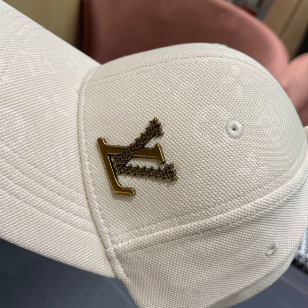 🧢LV路易威登2024官网高版出货，经典棒球帽，非常经典的经典，四季可用，出门必备，非常显脸小