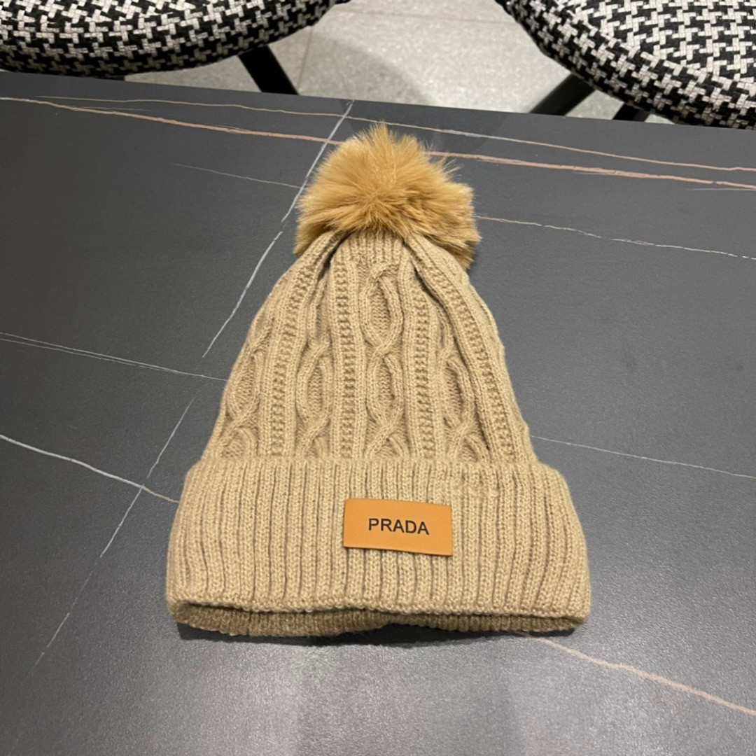  PRADA普拉达 新款毛绒针织帽子女冬保暖护耳显脸小秋冬毛线帽