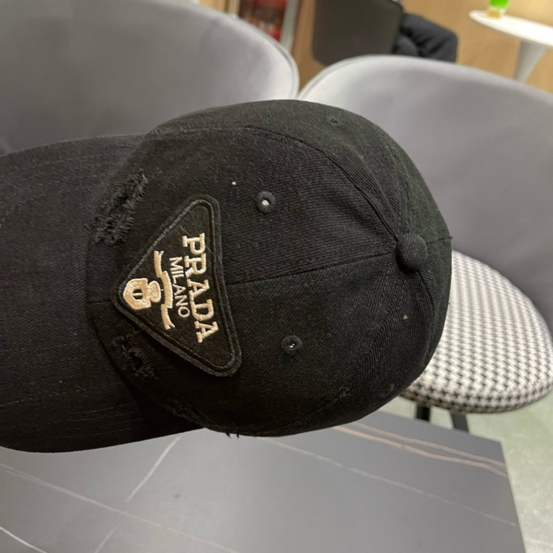 普拉达Prada 2024新款经典三角标棒球帽🧢万能必留款 戴一万年都好看 日常刚需 颜色完美 帽型正点