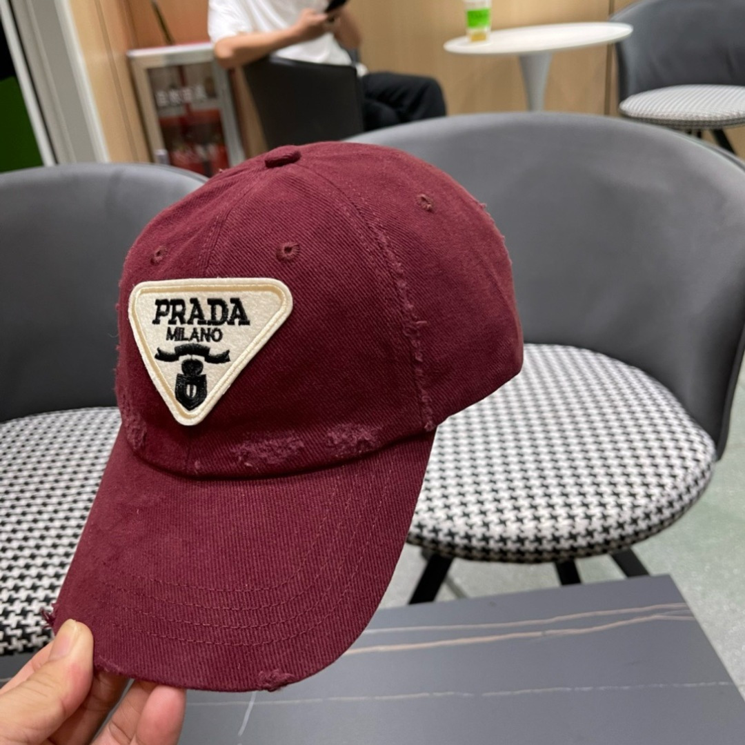 普拉达Prada 2024新款经典三角标棒球帽🧢万能必留款 戴一万年都好看 日常刚需 颜色完美 帽型正点