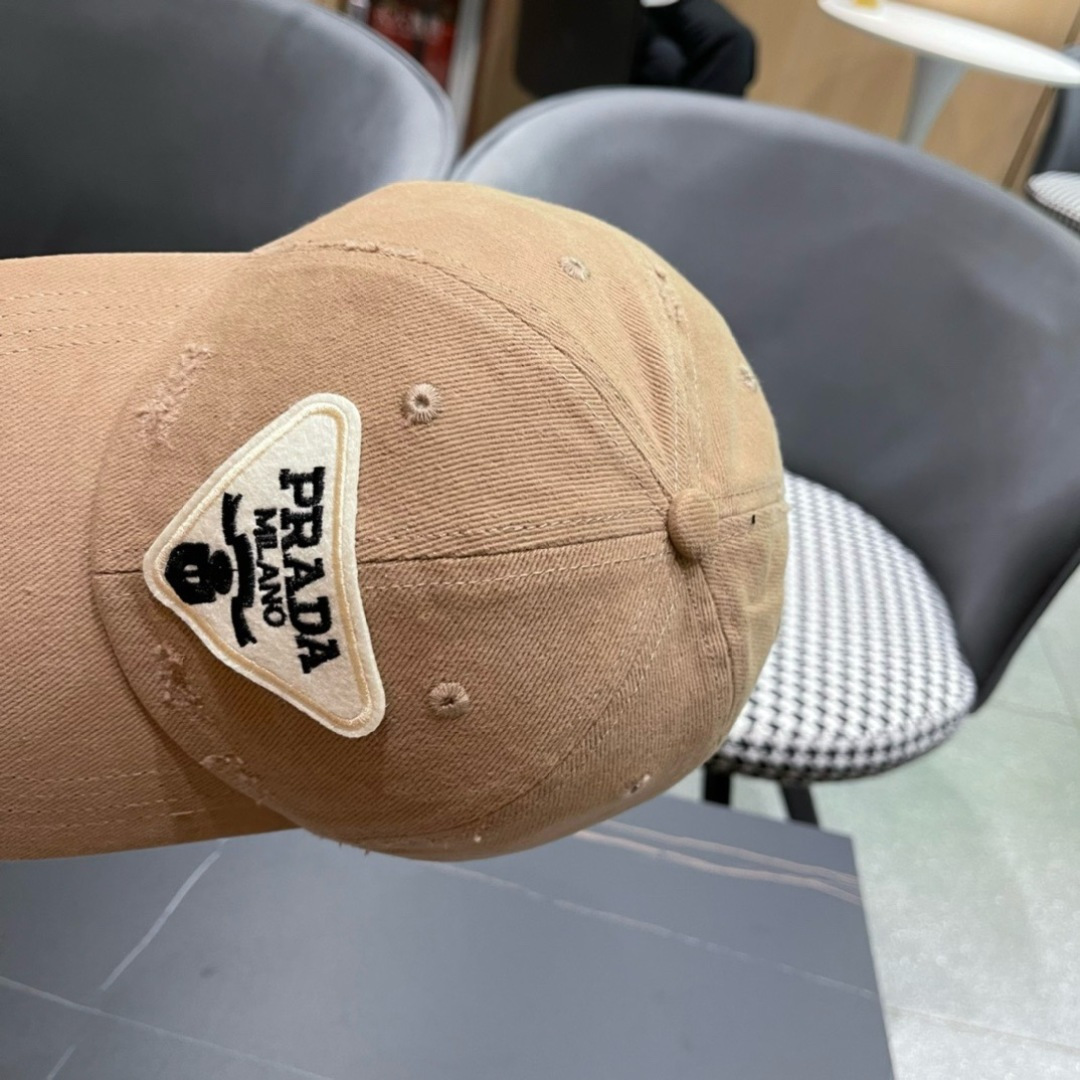 普拉达Prada 2024新款经典三角标棒球帽🧢万能必留款 戴一万年都好看 日常刚需 颜色完美 帽型正点