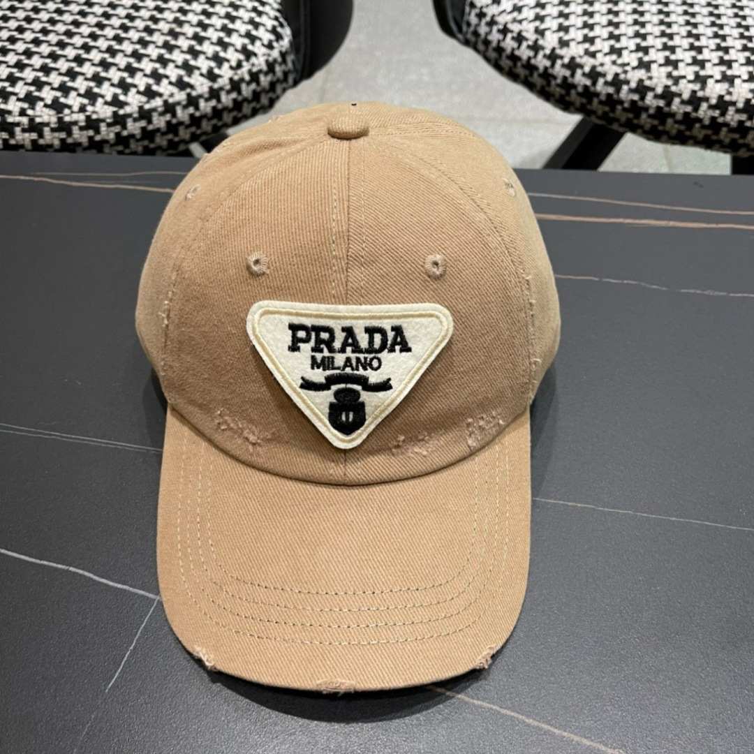 普拉达Prada 2024新款经典三角标棒球帽🧢万能必留款 戴一万年都好看 日常刚需 颜色完美 帽型正点