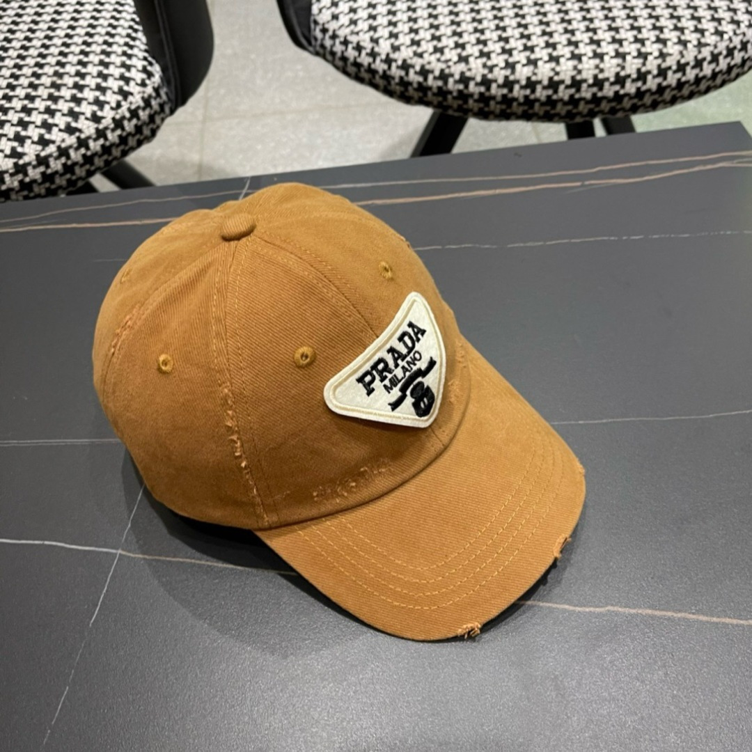 普拉达Prada 2024新款经典三角标棒球帽🧢万能必留款 戴一万年都好看 日常刚需 颜色完美 帽型正点