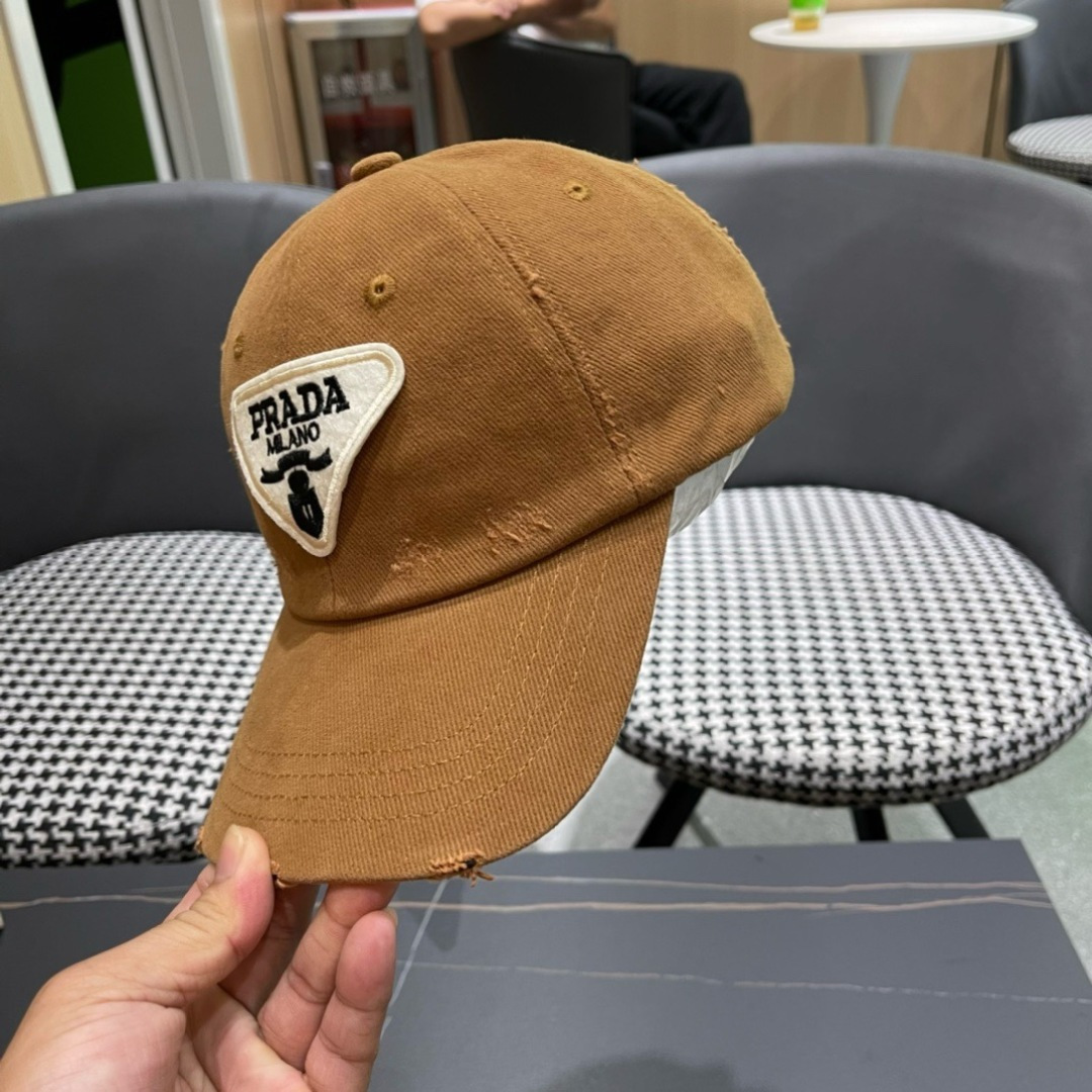 普拉达Prada 2024新款经典三角标棒球帽🧢万能必留款 戴一万年都好看 日常刚需 颜色完美 帽型正点