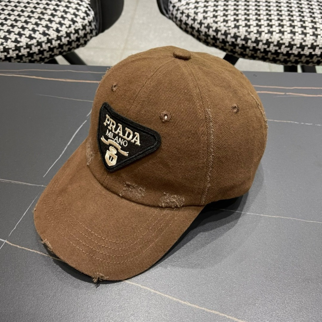 普拉达Prada 2024新款经典三角标棒球帽🧢万能必留款 戴一万年都好看 日常刚需 颜色完美 帽型正点