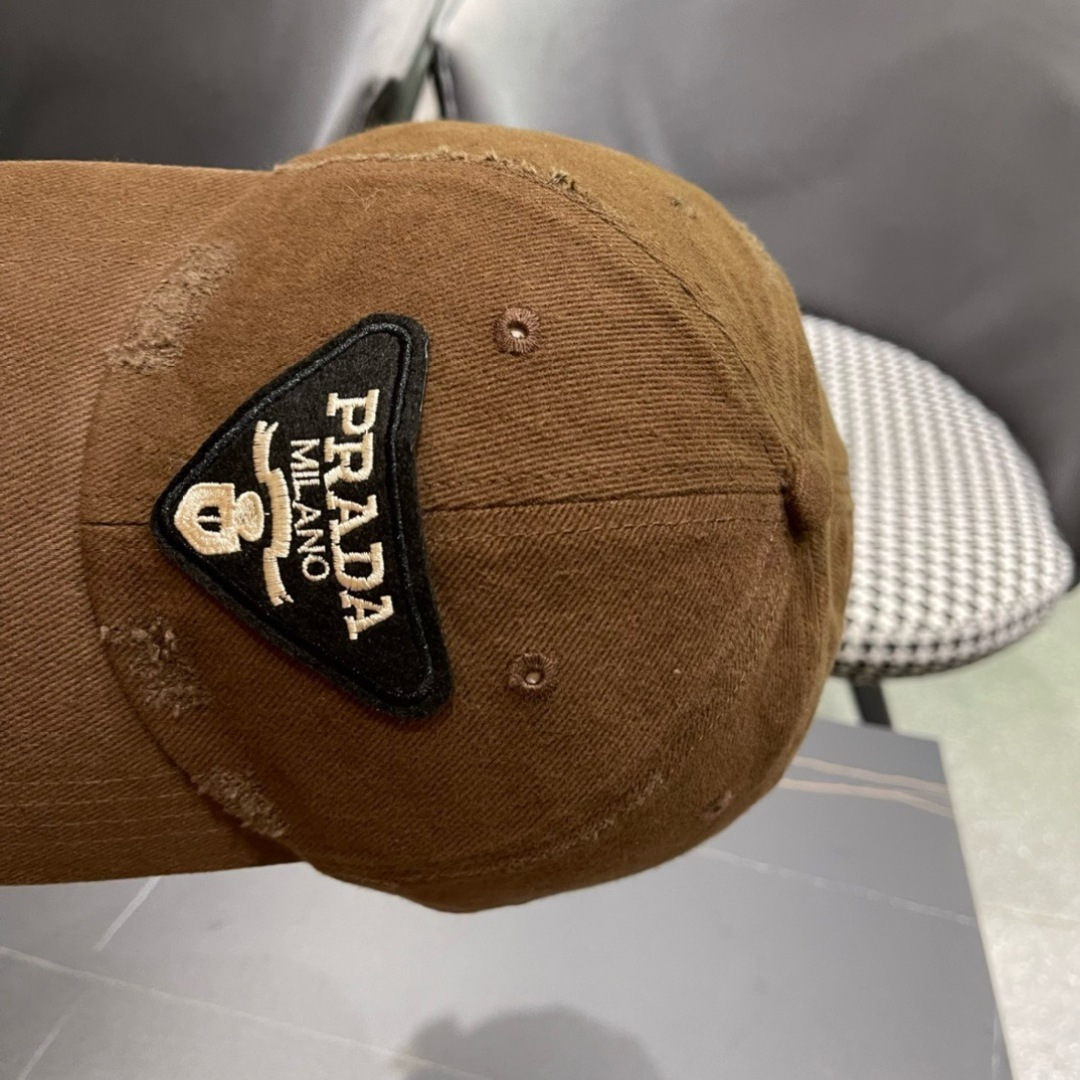 普拉达Prada 2024新款经典三角标棒球帽🧢万能必留款 戴一万年都好看 日常刚需 颜色完美 帽型正点