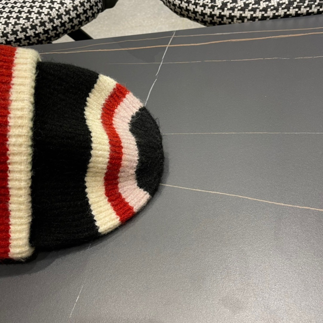 【MONCLER蒙口】秋冬新款韩版毛线帽，出街超好搭配！