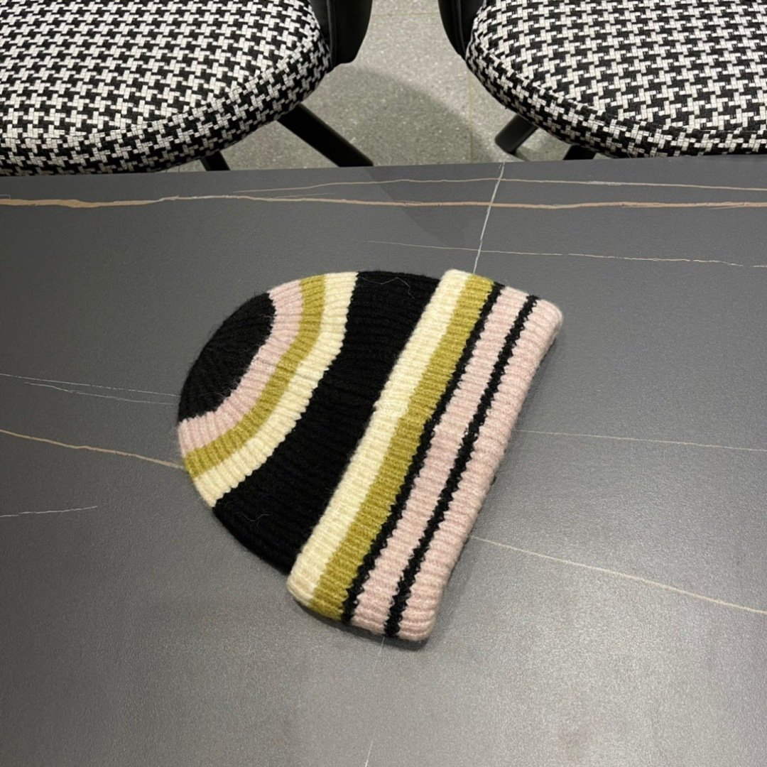 【MONCLER蒙口】秋冬新款韩版毛线帽，出街超好搭配！